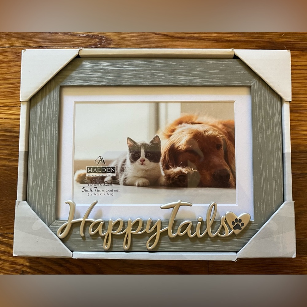 NWT Malden Happy Tails Cat Dog Pet Wooden Gray 5x7 Picture Frame